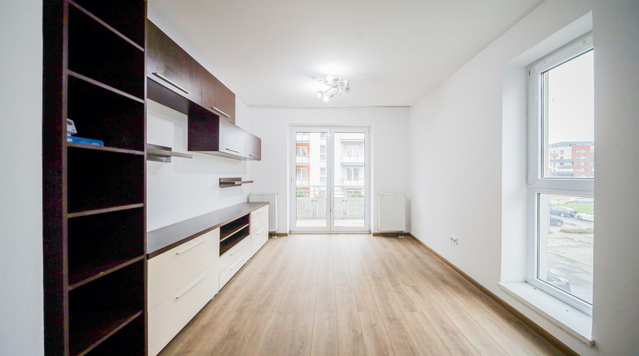 🏡 Apartament de vânzare – Brașov, Strada Graurului (loc de parcare + boxa)