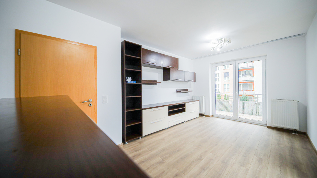 🏡 Apartament de vânzare – Brașov, Strada Graurului (loc de parcare + boxa)
