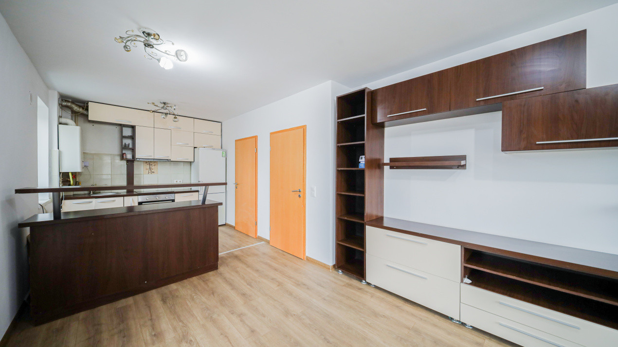 🏡 Apartament de vânzare – Brașov, Strada Graurului (loc de parcare + boxa)