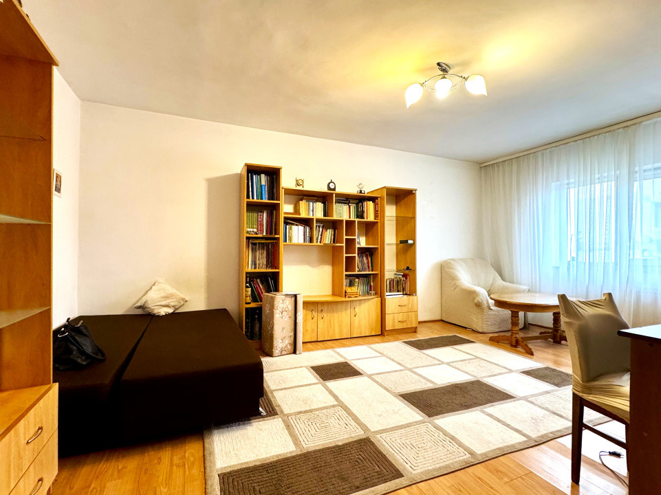 Apartament 2 Camere Decomandat, Etaj 1 - Falticeni