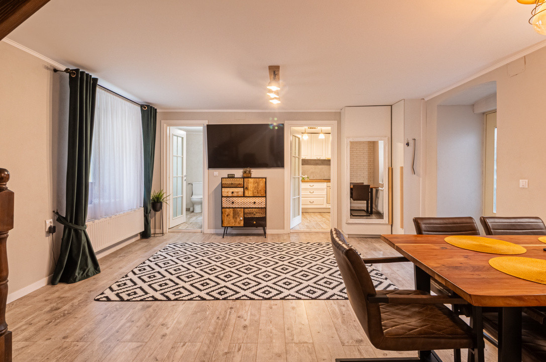 Oază de Eleganță în Inima Brașovului – Apartament de Vanzare, Str. Lungă nr. 90