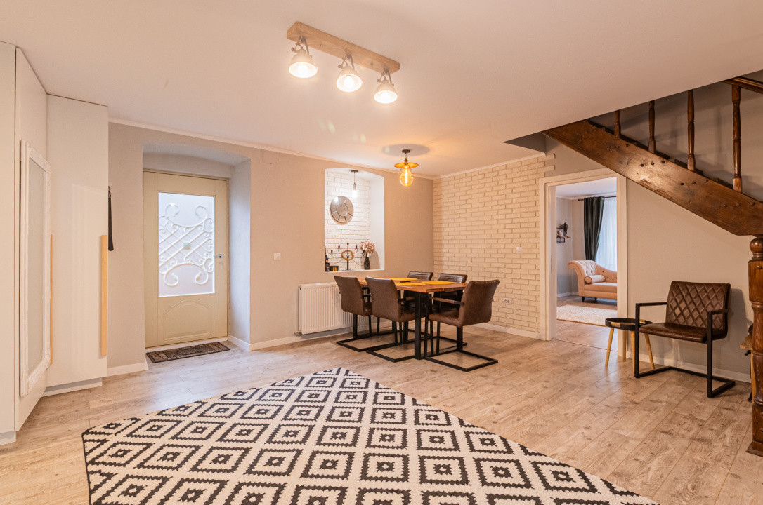 Oază de Eleganță în Inima Brașovului – Apartament de Vanzare, Str. Lungă nr. 90