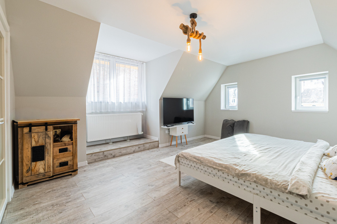 Oază de Eleganță în Inima Brașovului – Apartament de Vanzare, Str. Lungă nr. 90