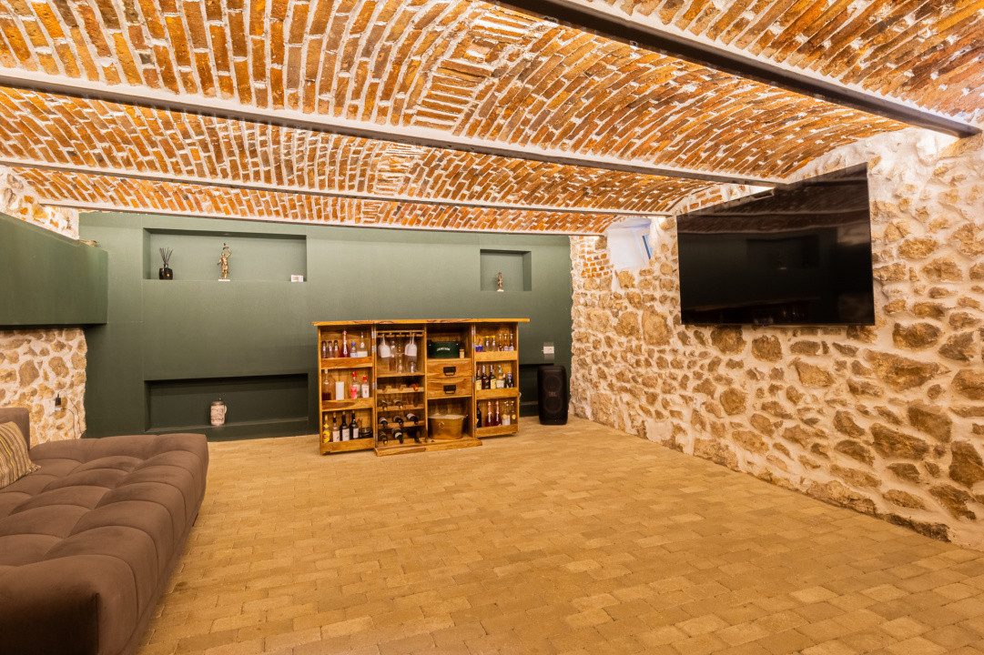 Oază de Eleganță în Inima Brașovului – Apartament de Vanzare, Str. Lungă nr. 90