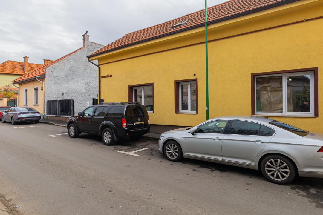 Oază de Eleganță în Inima Brașovului – Apartament de Vanzare, Str. Lungă nr. 90