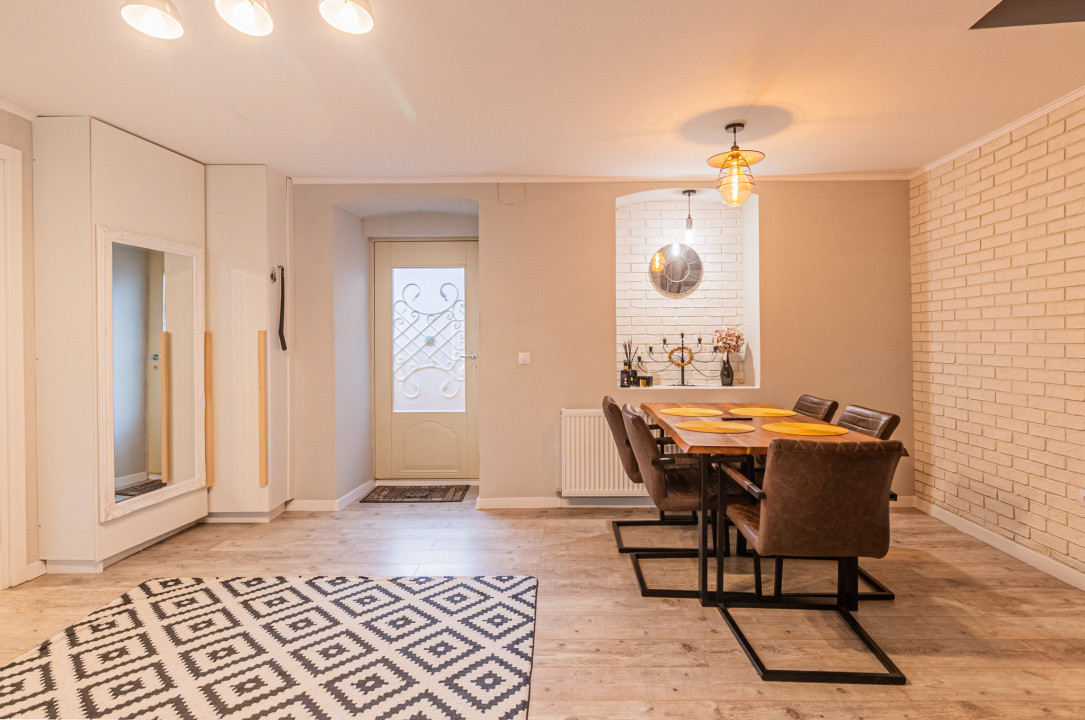 Oază de Eleganță în Inima Brașovului – Apartament de Vanzare, Str. Lungă nr. 90