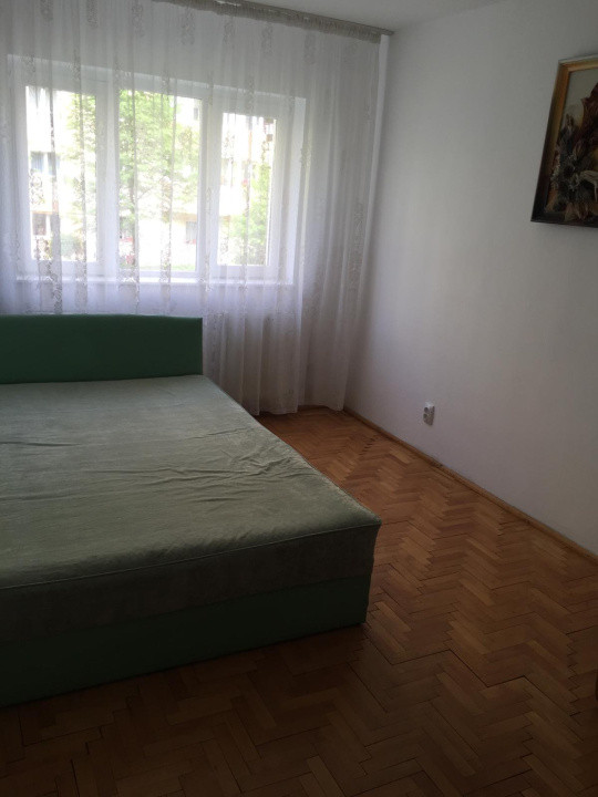 Apartament cu 3 camere in Racadau 