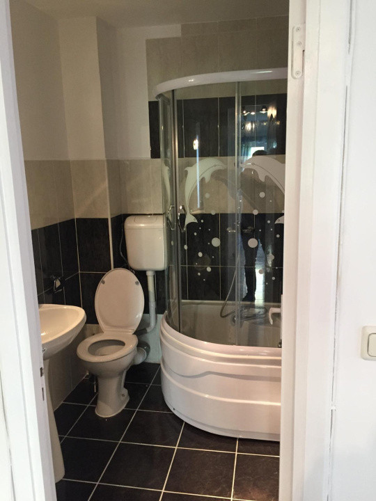 Apartament cu 3 camere in Racadau 