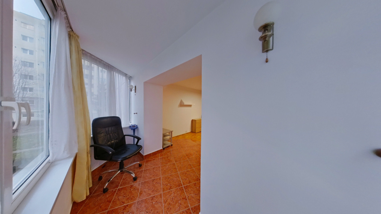 Oportunitate! Apartament cu 3 camere, 2 bai - Racadau / vis-a-vis de Magnolia
