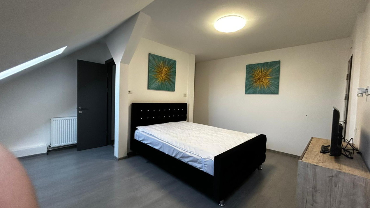 Apartament 2 camere • 63 mp utili • Etaj 5/5 • Cu scară interioară