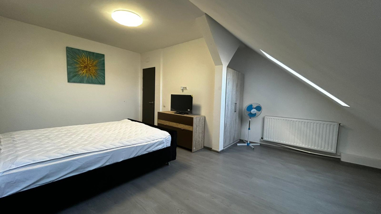 Apartament 2 camere • 63 mp utili • Etaj 5/5 • Cu scară interioară