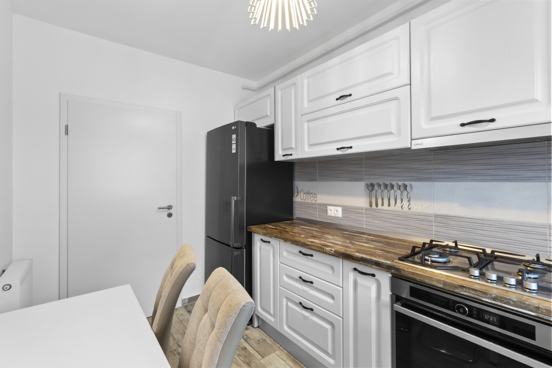 Apartament 2 camere + dressing de închiriat, Avantgarden3