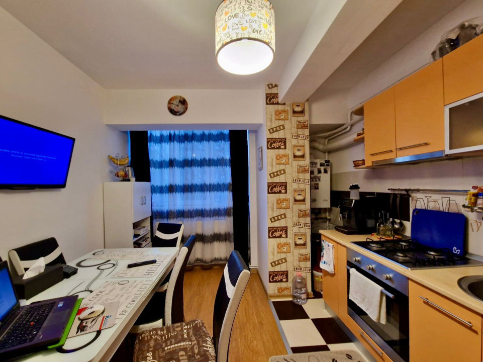 Apartament 2 camere, decomandat Brazda lui Novac