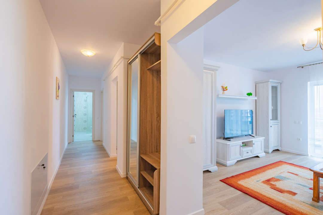 Apartament 2camere mobilat, balcon 10 mp, vedere Cindrel, parcare, Doamna Stanca