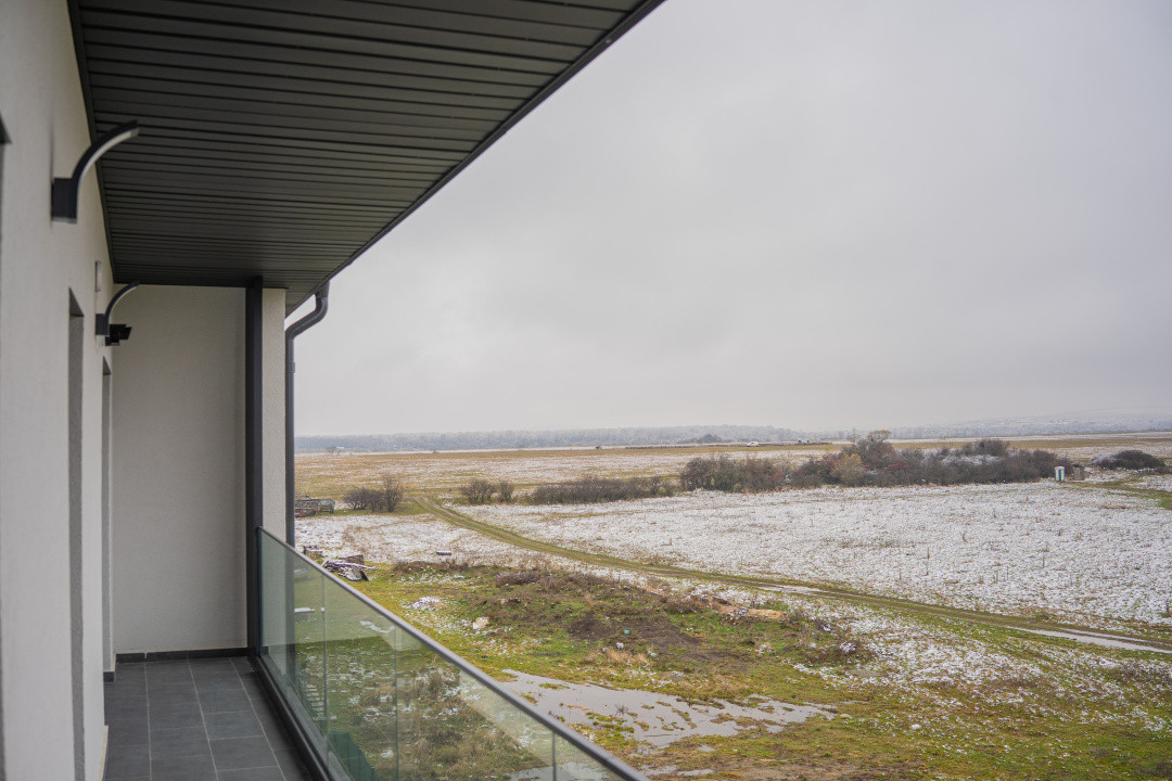 Apartament 2camere mobilat, balcon 10 mp, vedere Cindrel, parcare, Doamna Stanca