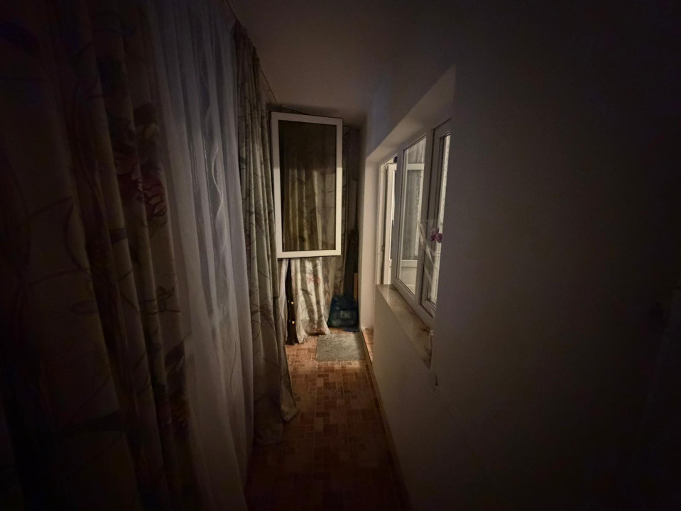 Apartament 3 camere – Strada Amaradia - Liceul Pedagogic