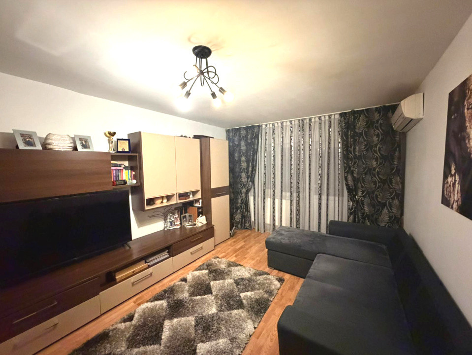 Apartament 3 camere – Strada Amaradia - Liceul Pedagogic