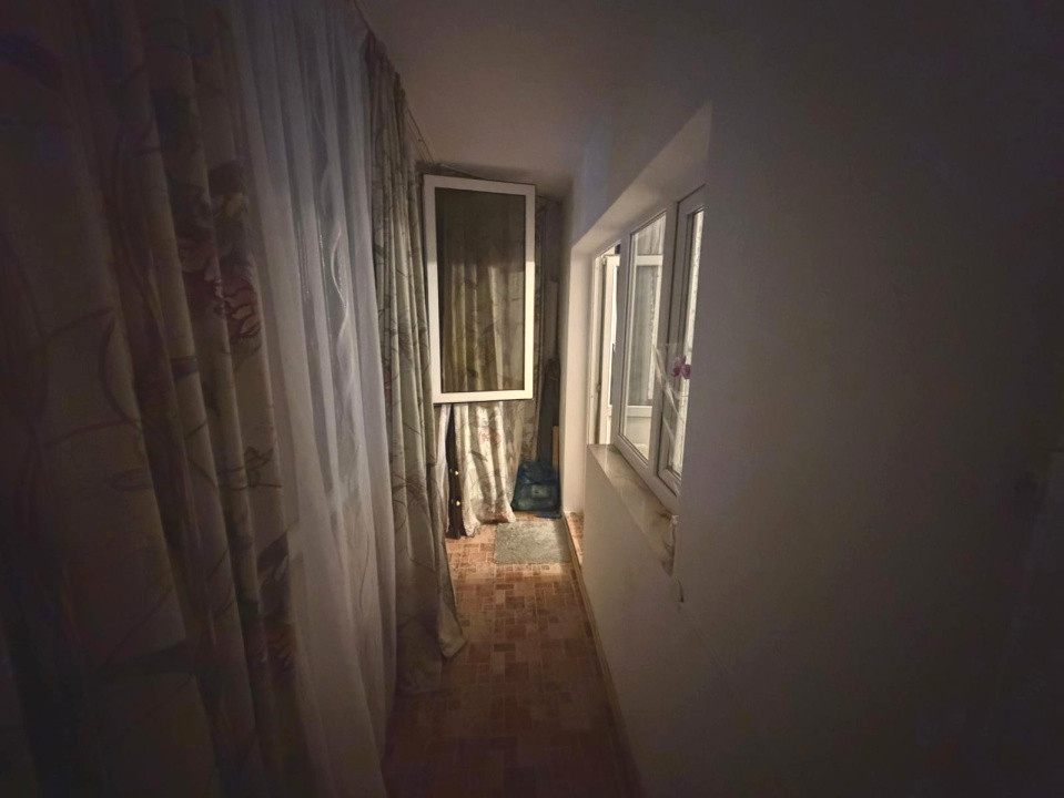 Apartament 3 camere – Strada Amaradia - Liceul Pedagogic