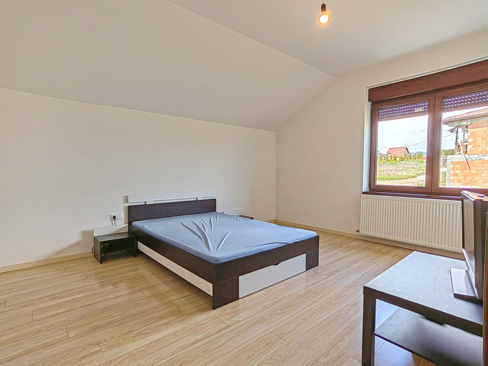 Casa individuala 5 camere finalizata mobilata Est Sibiu teren 372mp