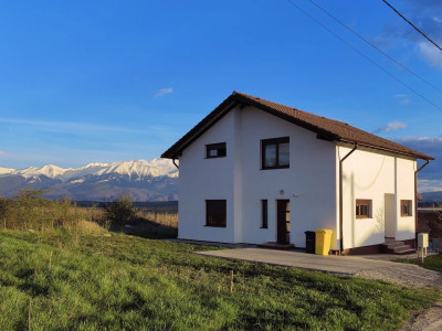 Casa individuala 5 camere finalizata mobilata Est Sibiu teren 372mp