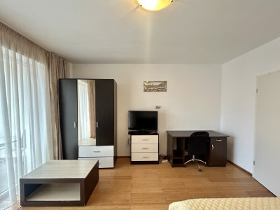 Garsoniera disponibila imediat, loc de parcare privat