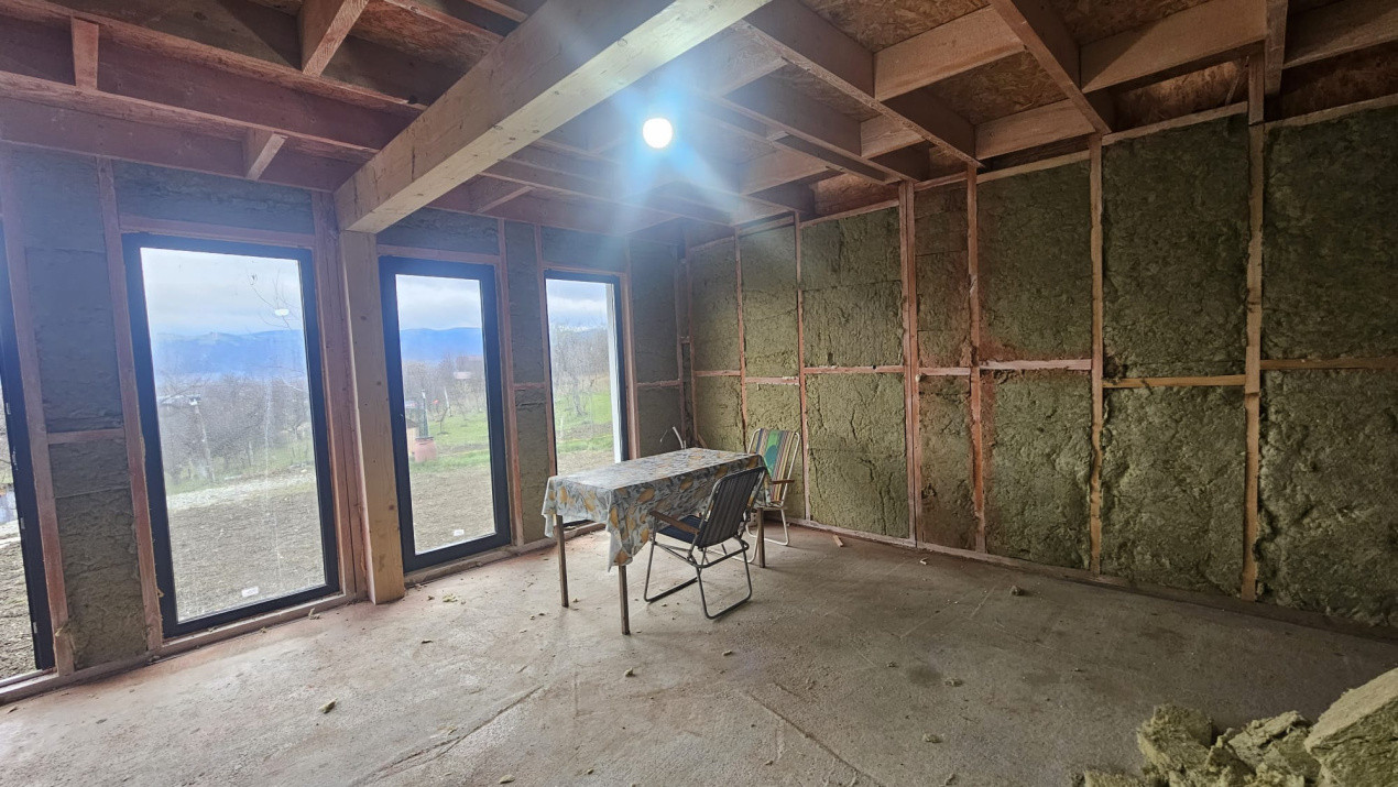 Cabana moderna cu view spectaculos Cristian