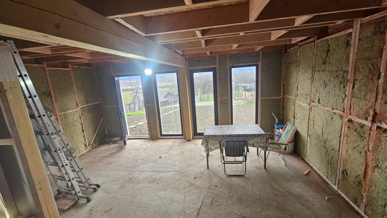 Cabana moderna cu view spectaculos Cristian