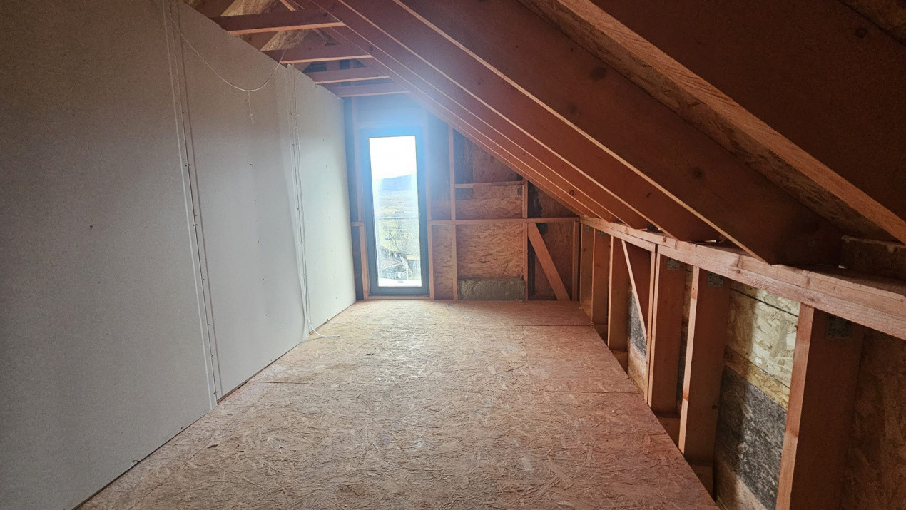 Cabana moderna cu view spectaculos Cristian