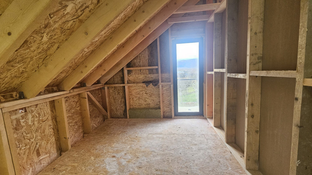 Cabana moderna cu view spectaculos Cristian