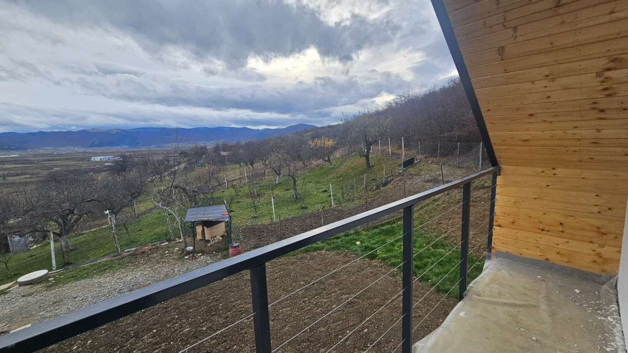 Cabana moderna cu view spectaculos Cristian