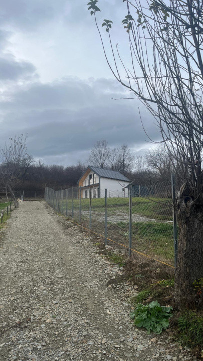 Cabana moderna cu view spectaculos Cristian