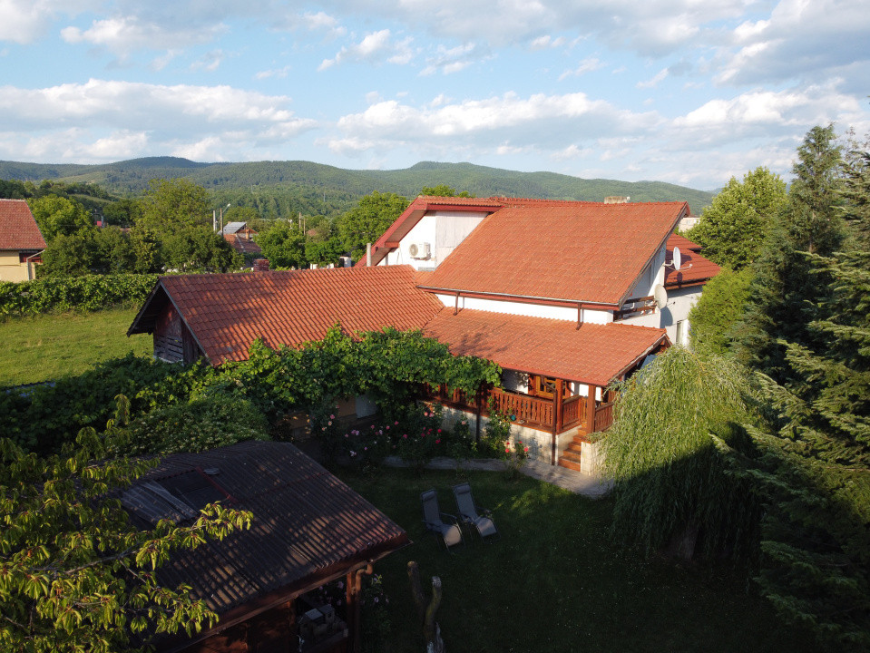 Casă De Vânzare | Comănești, Județul Bacău | COMISION 0%