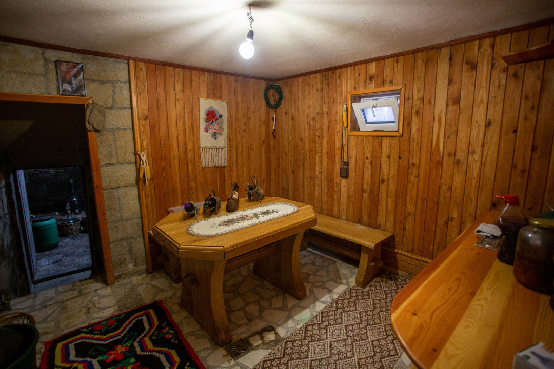 Casă De Vânzare | Comănești, Județul Bacău | COMISION 0%