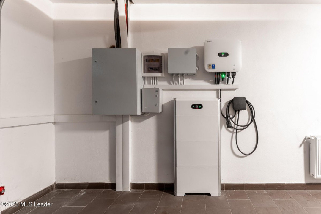 Casa TA de pe malul lacului Mogosoaia