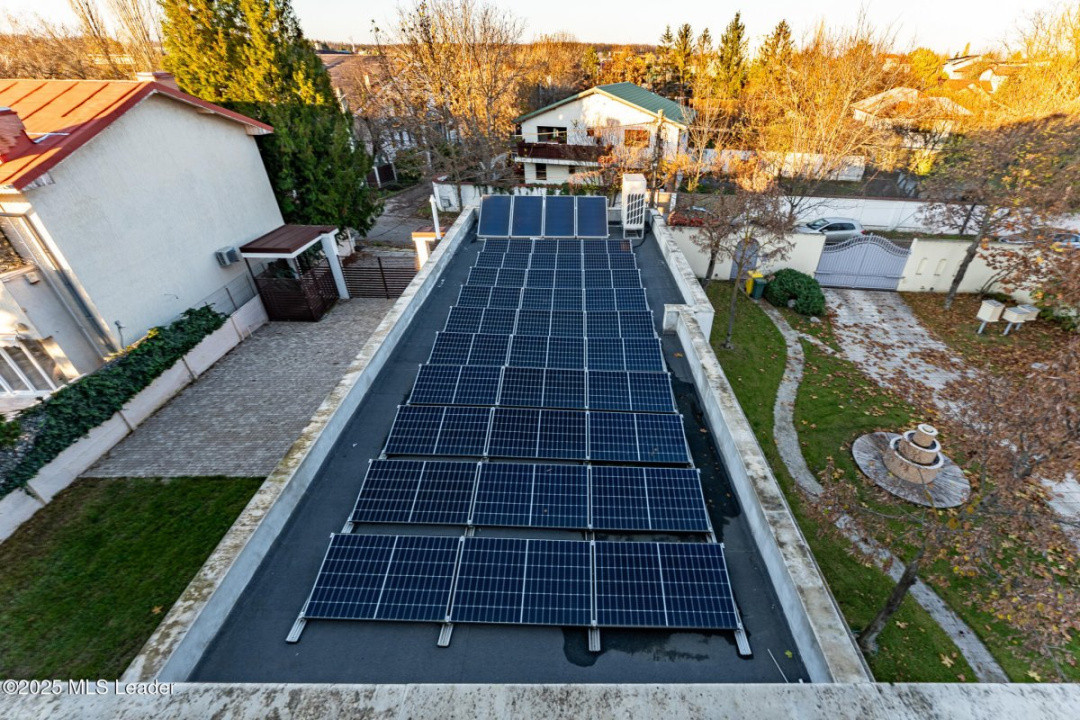 Casa TA de pe malul lacului Mogosoaia