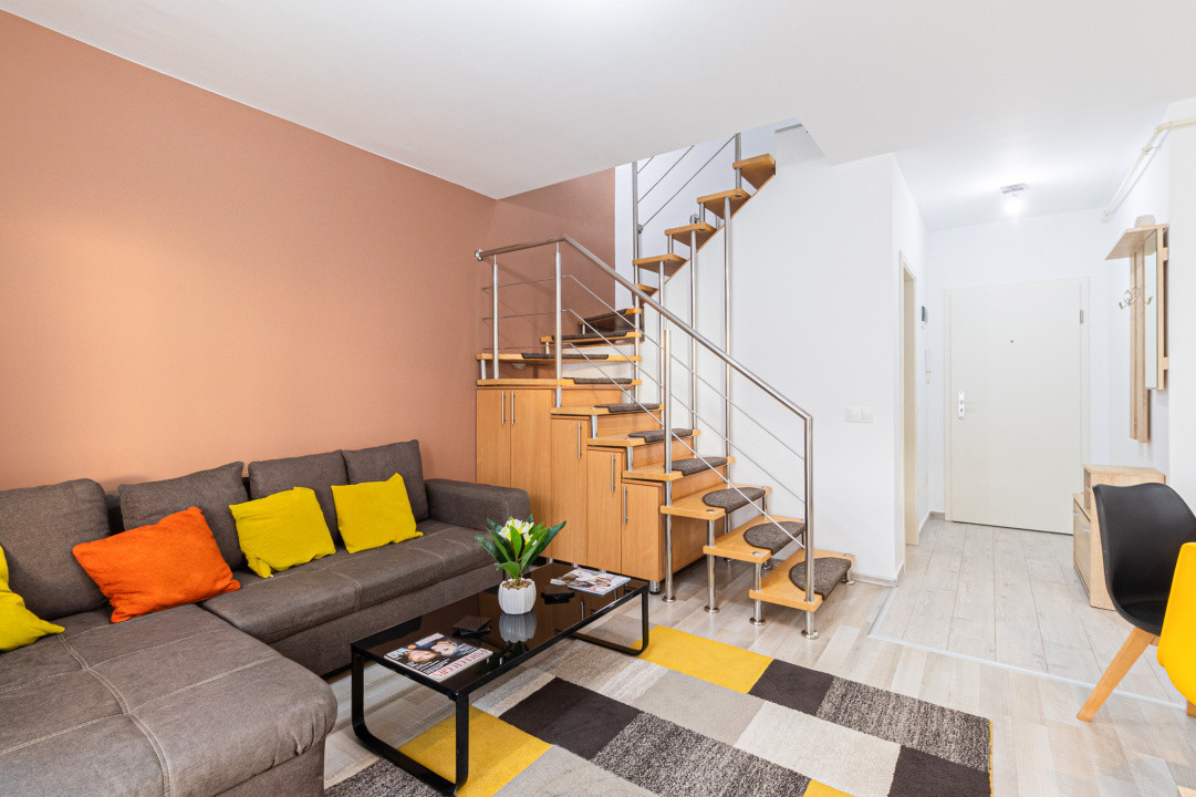 OCAZIE UNICĂ ÎN BRAȘOV | 3 camere pe doua etaje | loc de parcare și boxă