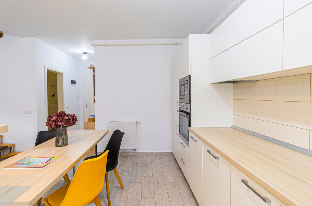 OCAZIE UNICĂ ÎN BRAȘOV | 3 camere pe doua etaje | loc de parcare și boxă