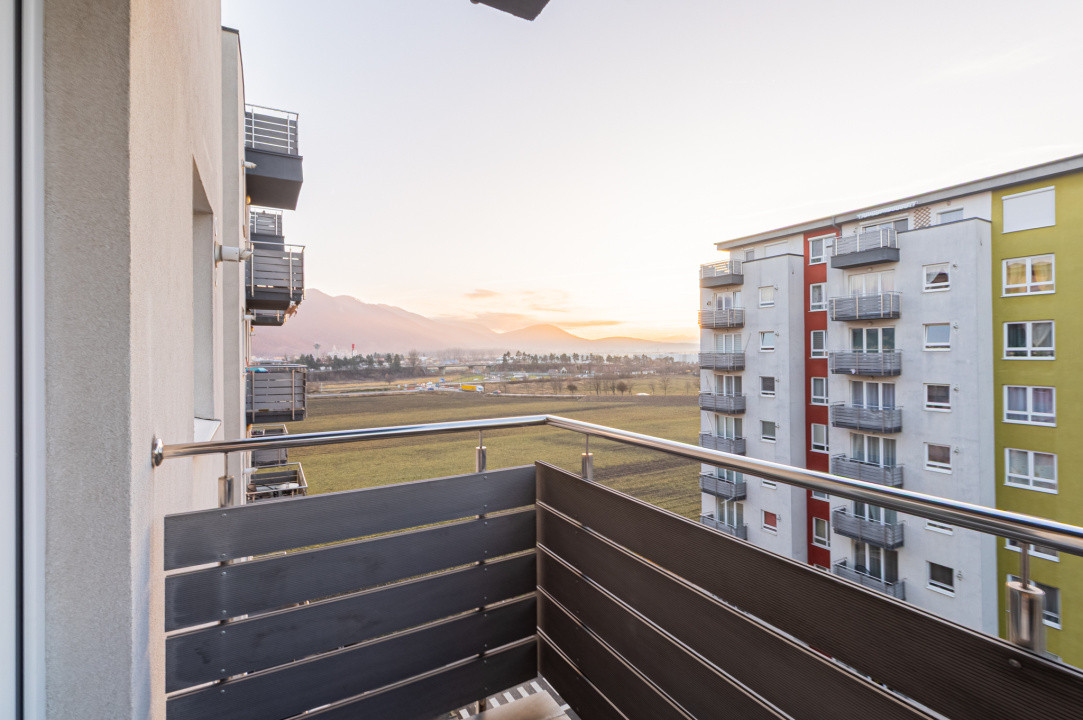 OCAZIE UNICĂ ÎN BRAȘOV | 3 camere pe doua etaje | loc de parcare și boxă