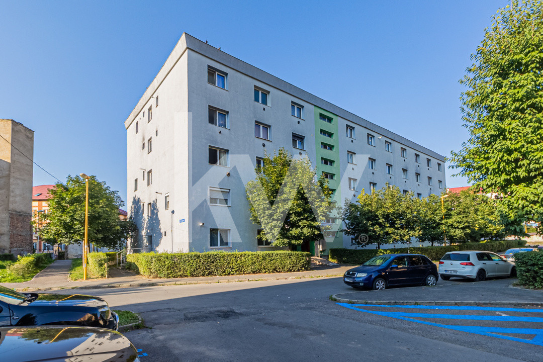 Camera de camin | etaj intermediar