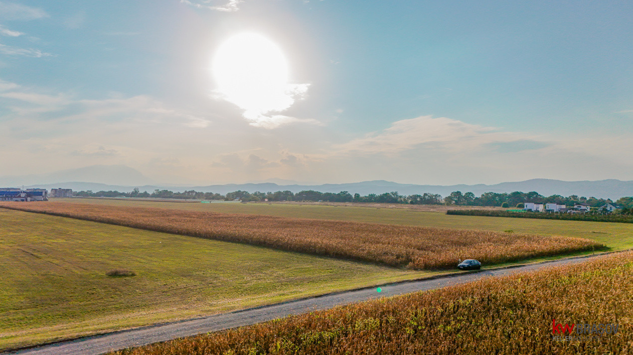 Teren industrial 6100 mp. cu PUZ in Cristian BV