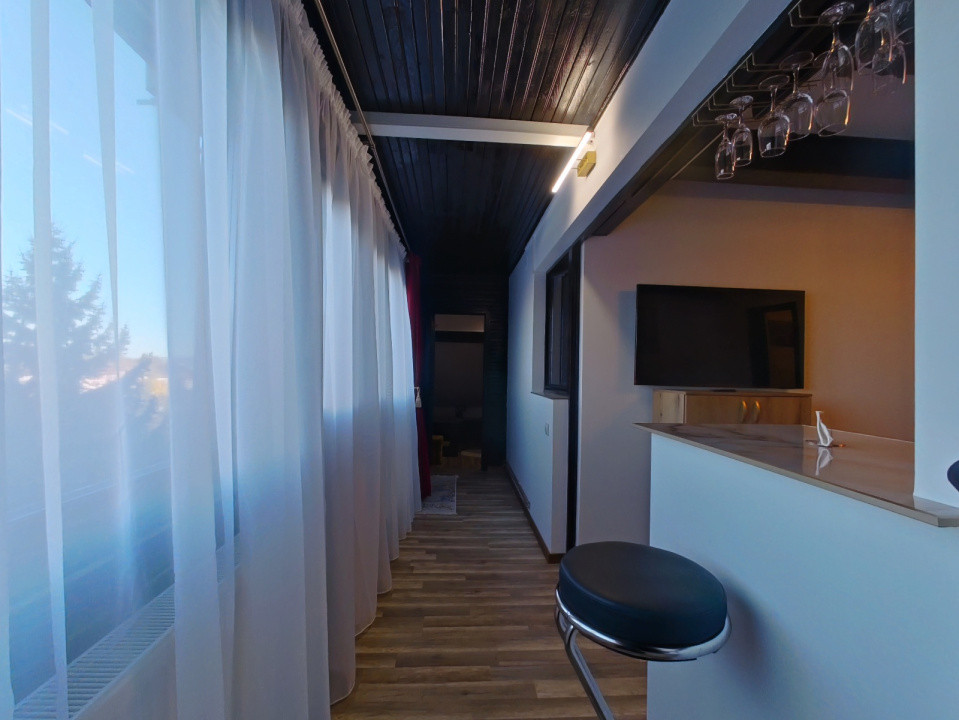 Apartament cu 3 camere, decomandat, mobilat și utilat - Drumul Poienii