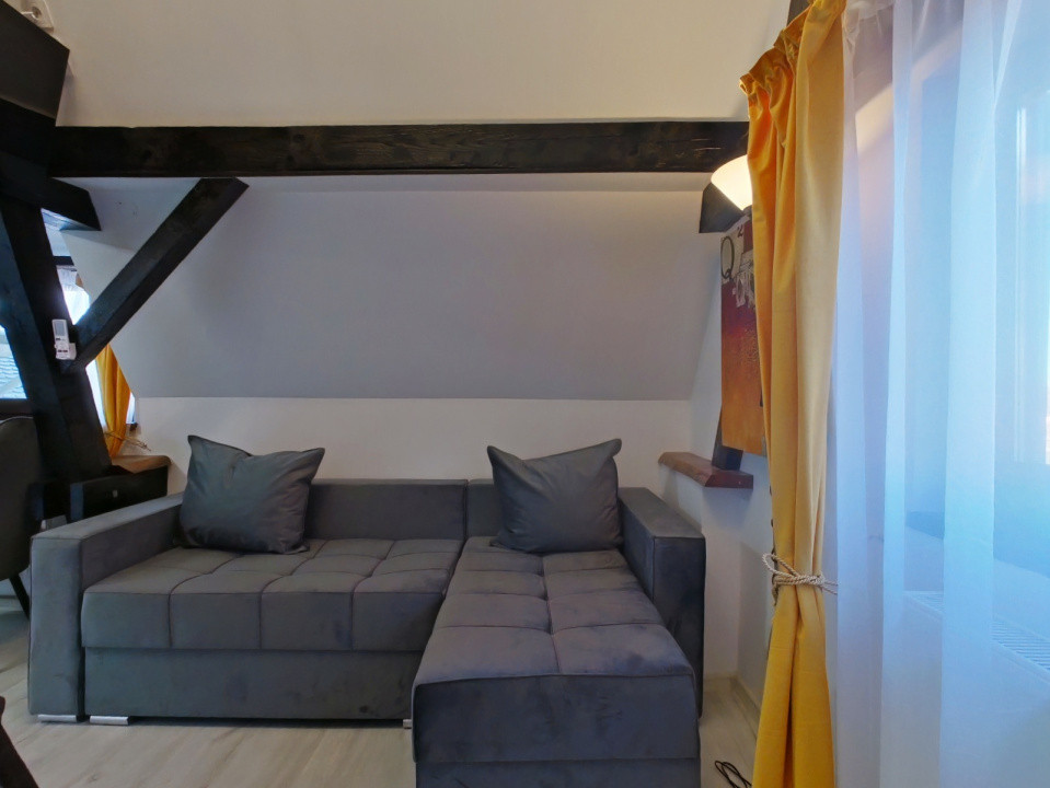 Apartament cu 3 camere, decomandat, mobilat și utilat - Drumul Poienii