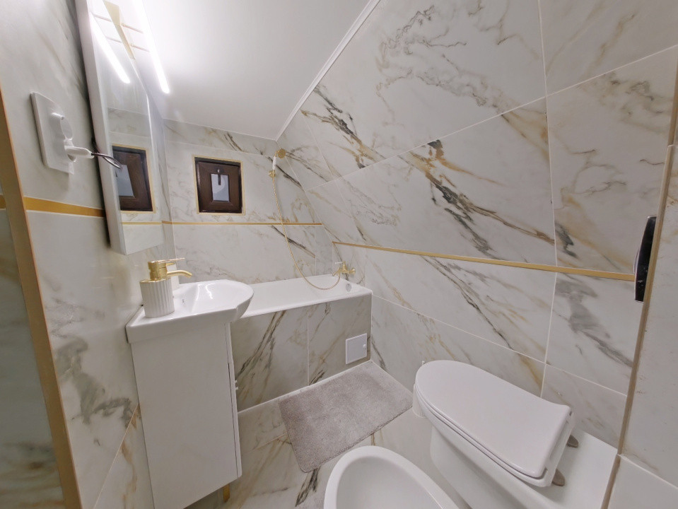 Apartament cu 3 camere, decomandat, mobilat și utilat - Drumul Poienii