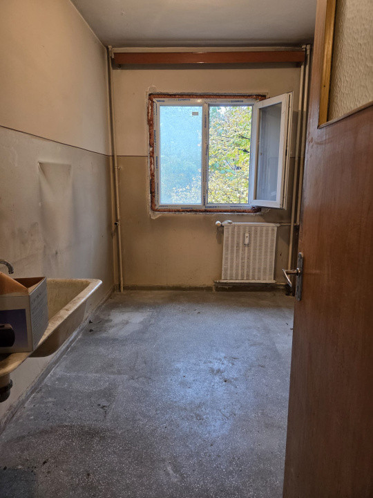 Transformă-l în acasă!  3 camere – Magura Vulturului, perfect pentru renovare