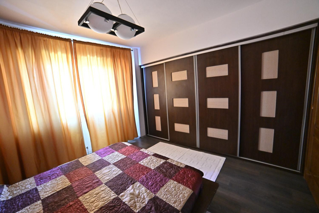 Apartament de Vanzare, Suprafata generoasa -  complet utilat/mobilat, Rovine