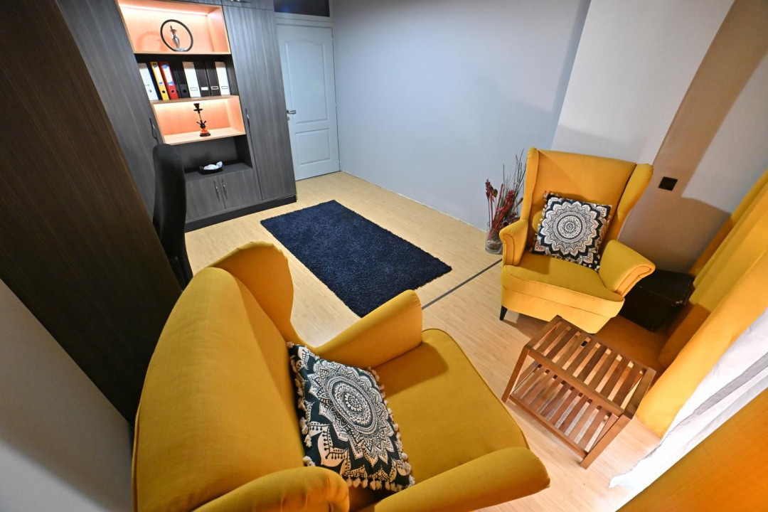 Apartament de Vanzare, Suprafata generoasa -  complet utilat/mobilat, Rovine