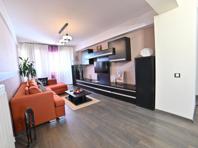 Apartament de Vanzare, Suprafata generoasa -  complet utilat/mobilat, Rovine