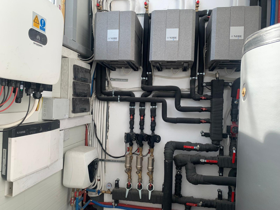 Hala industriala independenta energetic 600 mp judetul Sibiu