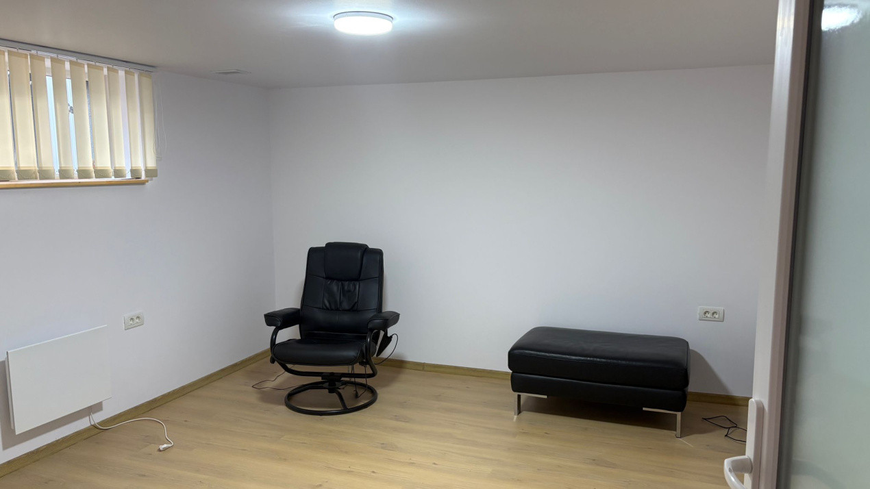 De inchiriat, apartament la casa, cu 3 camere, pretabil pentru afacere!