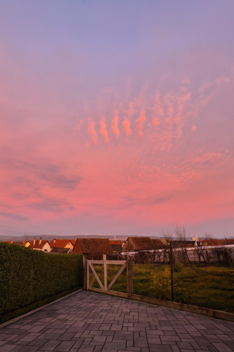 Casă 4 camere modernă construită corect în Kleine Residenz Sibiu